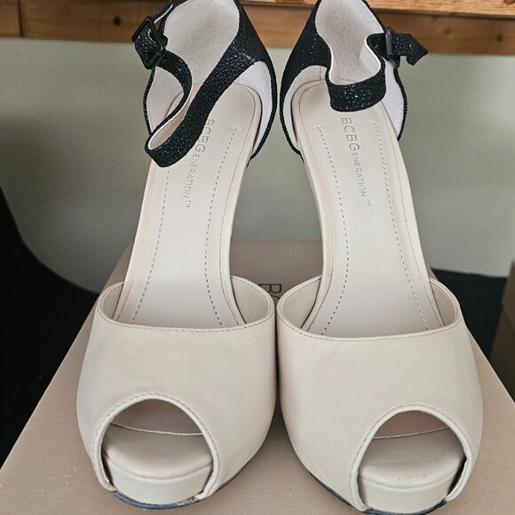 BCBG Heels - Picture 1 of 3